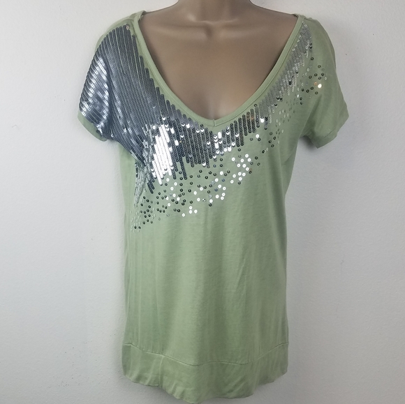 Daytrip Tops - 💚DAYTRIP light green and silver sequins top